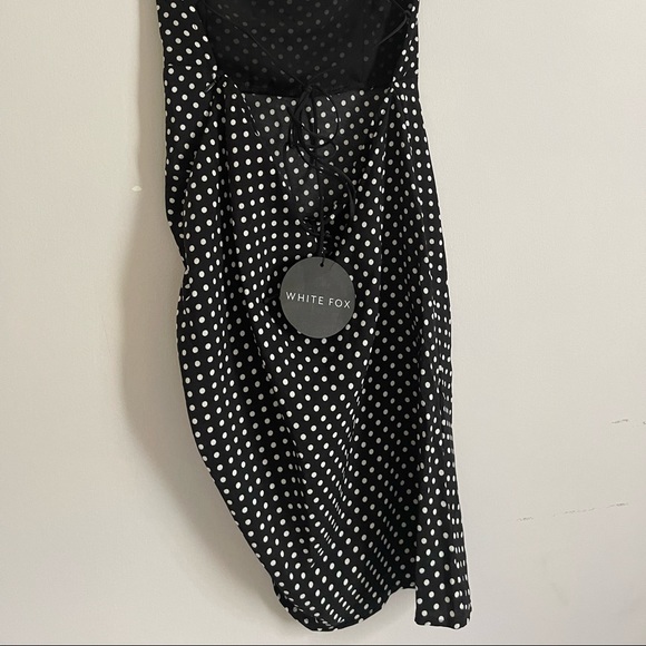 Black & white polka-dotted mini dress - Picture 5 of 7